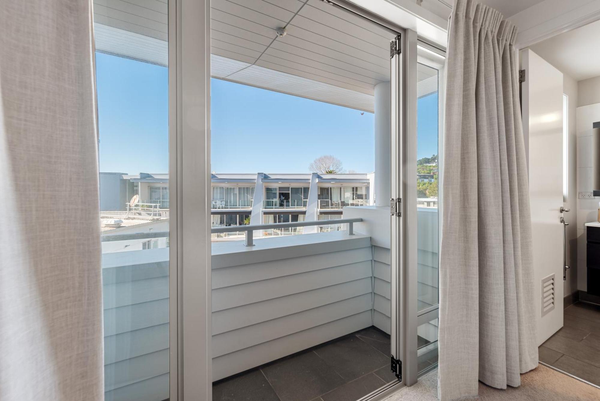 Paihia 2 Bedroom Apartment With Pool Exterior photo