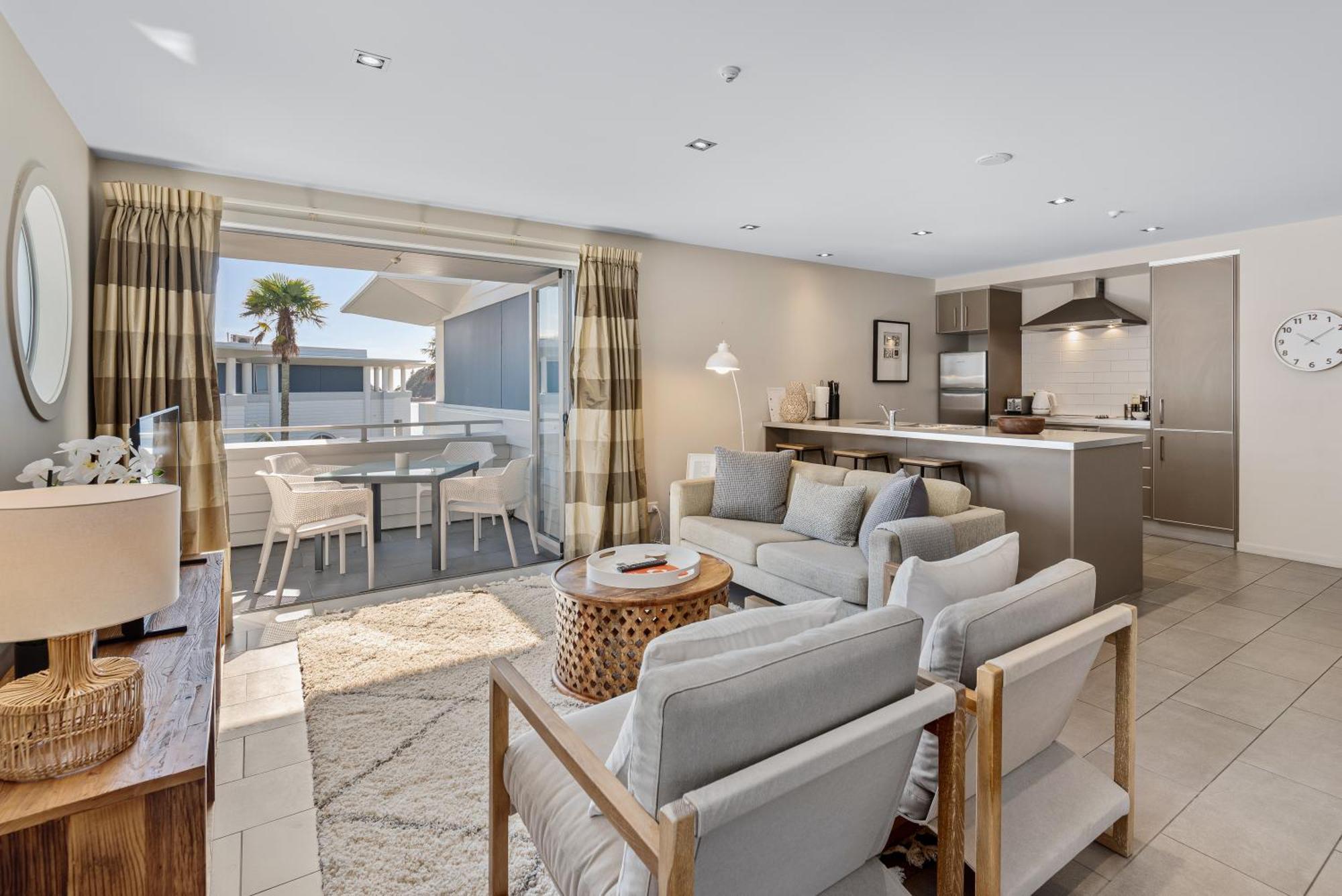 Paihia 2 Bedroom Apartment With Pool Exterior photo